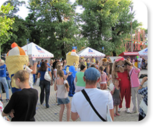 A portion of positive emotions and ice cream for Donetsk!